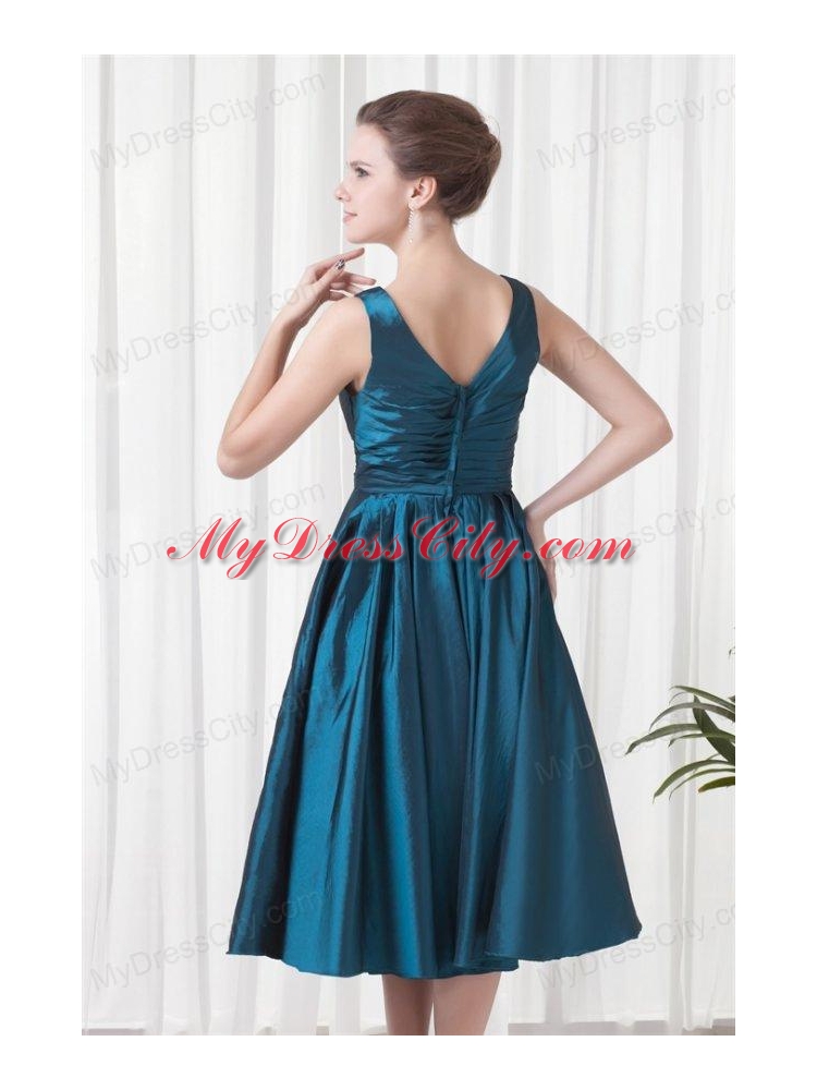 A-line V-neck Teal Taffeta Ruching Knee-length Prom Dress