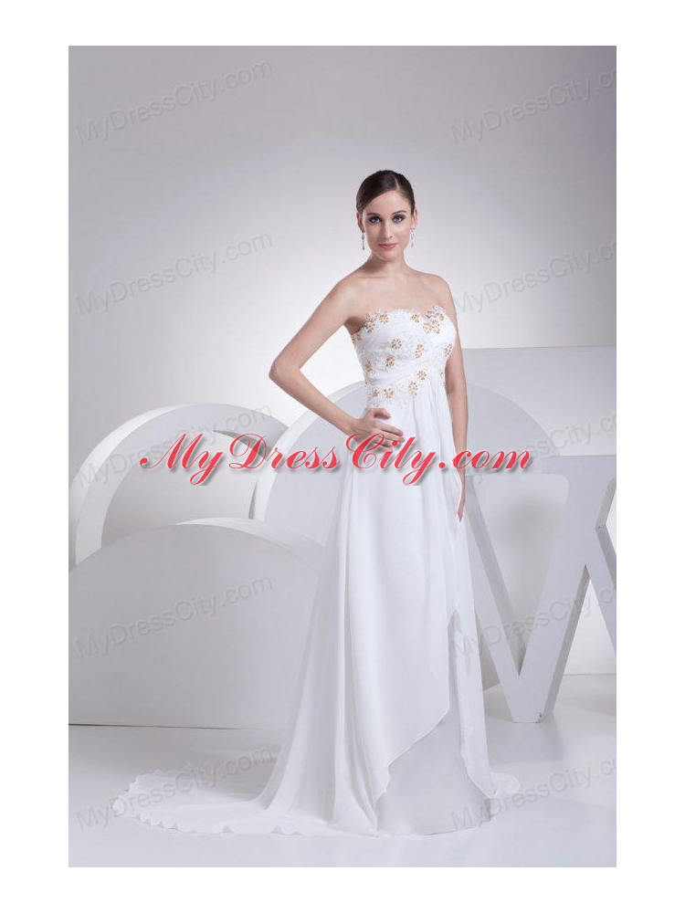 Empire Sweetheart Appliques Wedding Dress with Court Train