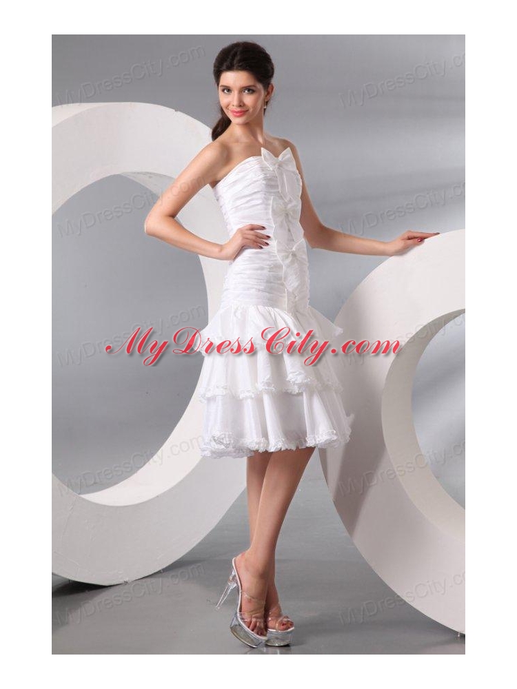 Column Strapless Knee-length Wedding Dress with Bowknot and Ruche