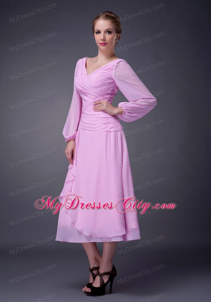 Tea-length Pink V-neck Ruche Mother Of The Bride Dress with Long Sleeves
