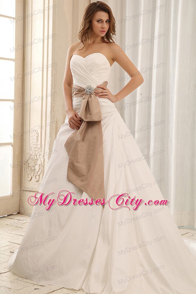 Brush Train Ruches Bridal Dress with Champagne Sash For Wedding Party