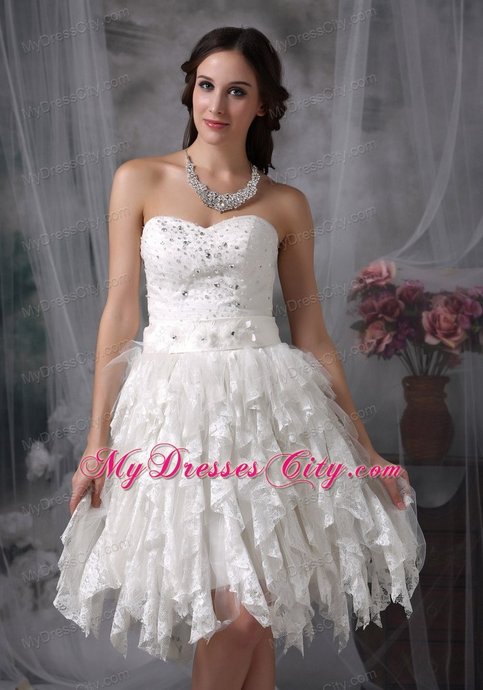 Knee-length Sweetheart Lace Beading Short Wedding Dress with Ruffles