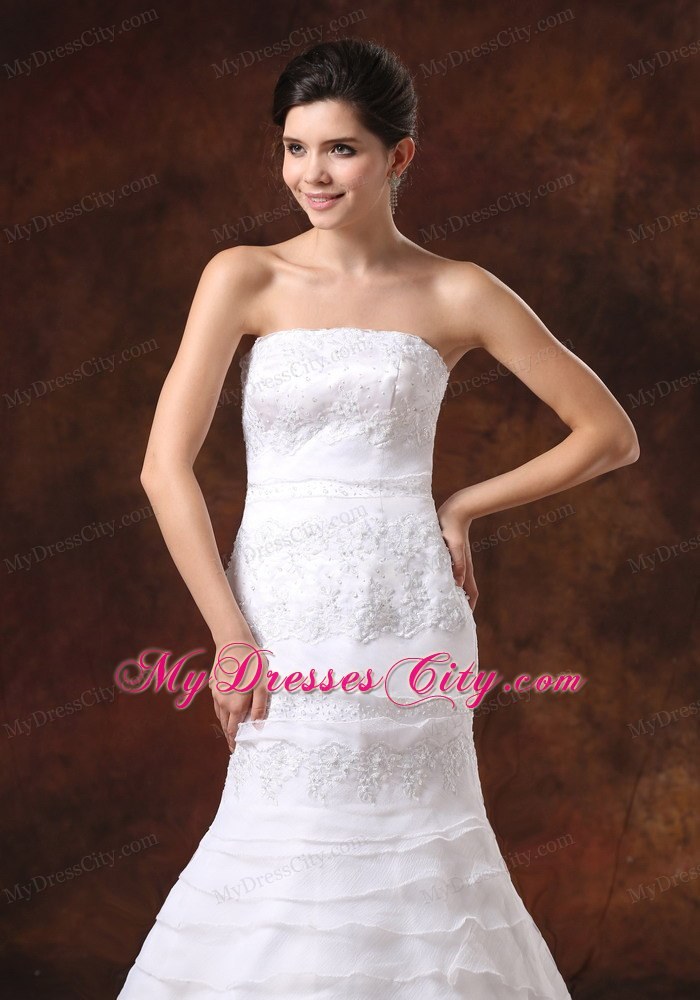 Embroidery Decorate Bodice Organza Layered Wedding Dress