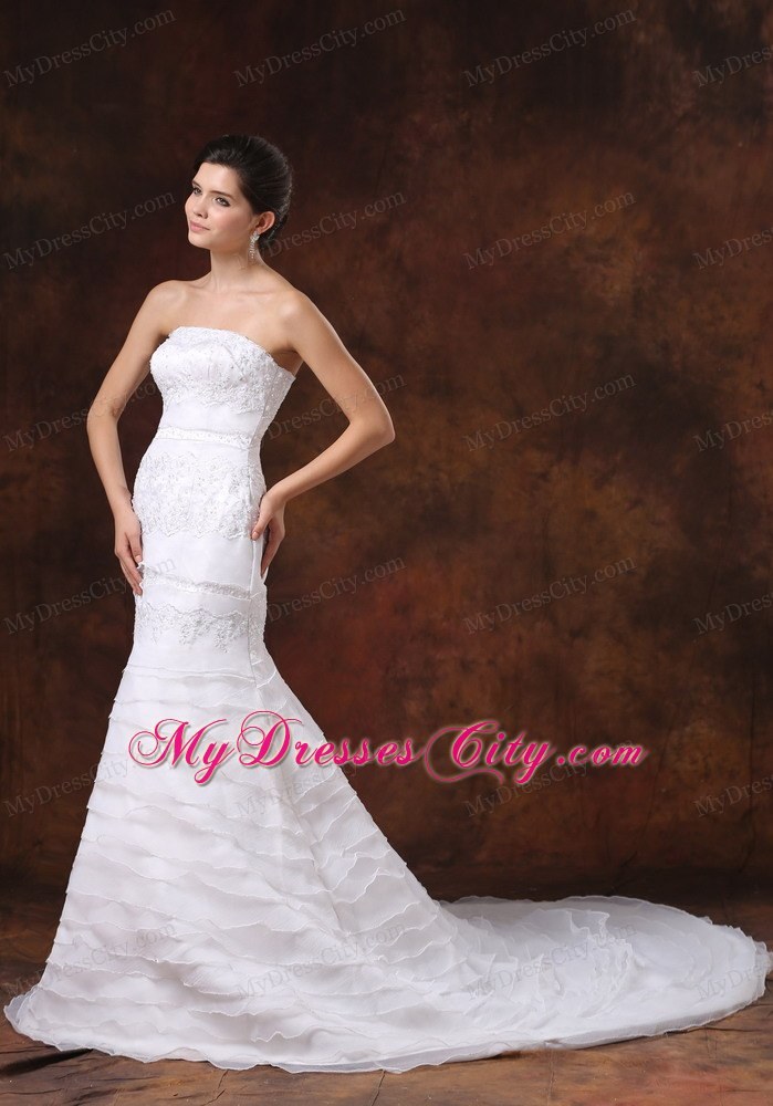 Embroidery Decorate Bodice Organza Layered Wedding Dress
