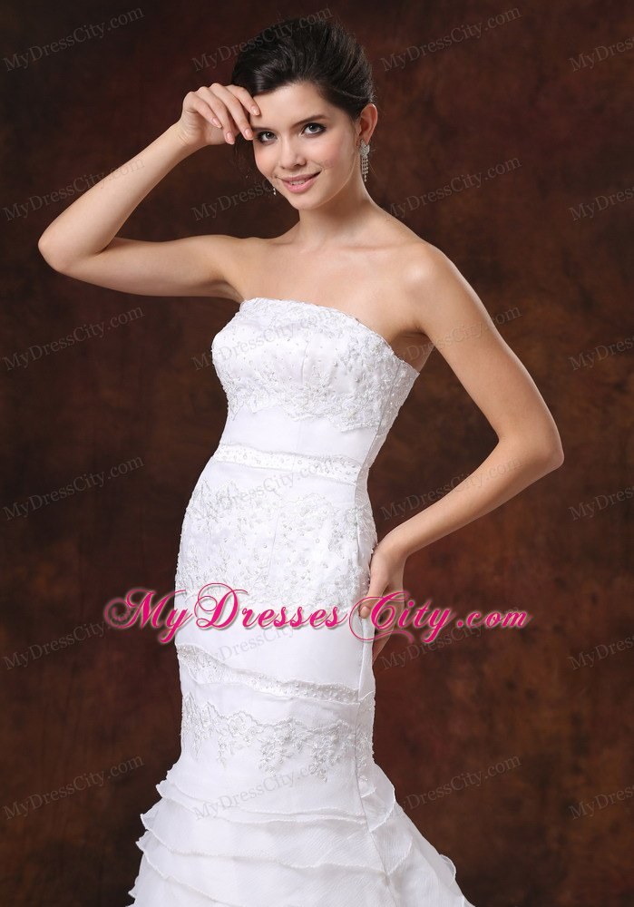 Embroidery Decorate Bodice Organza Layered Wedding Dress
