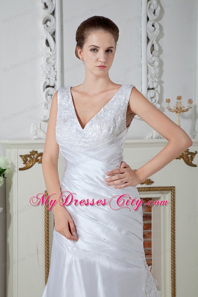 2013 Wholesale Price Mermaid V-neck Court Train Appliques Wedding Dress
