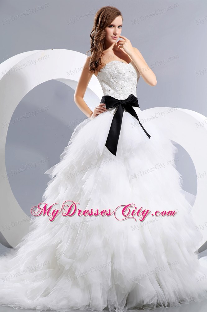 Memorable A-line Sweetheart Wedding Dress with Appliques and Black Bow