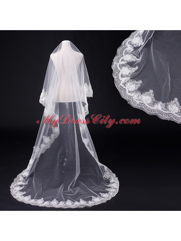 Two-Tier Drop Veil Tulle Lace Appliques Edge Wedding Veils