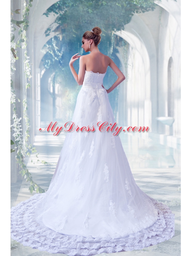 Fashionable Column Lace Appliques Wedding Dreses with Chapel Train