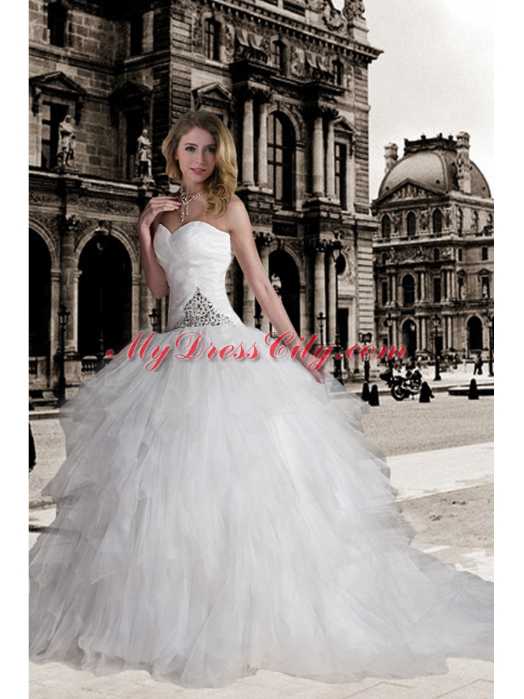 Fashionable Ball Gown Sweetheart Court Train  Beading Wedding Dress with Beading
