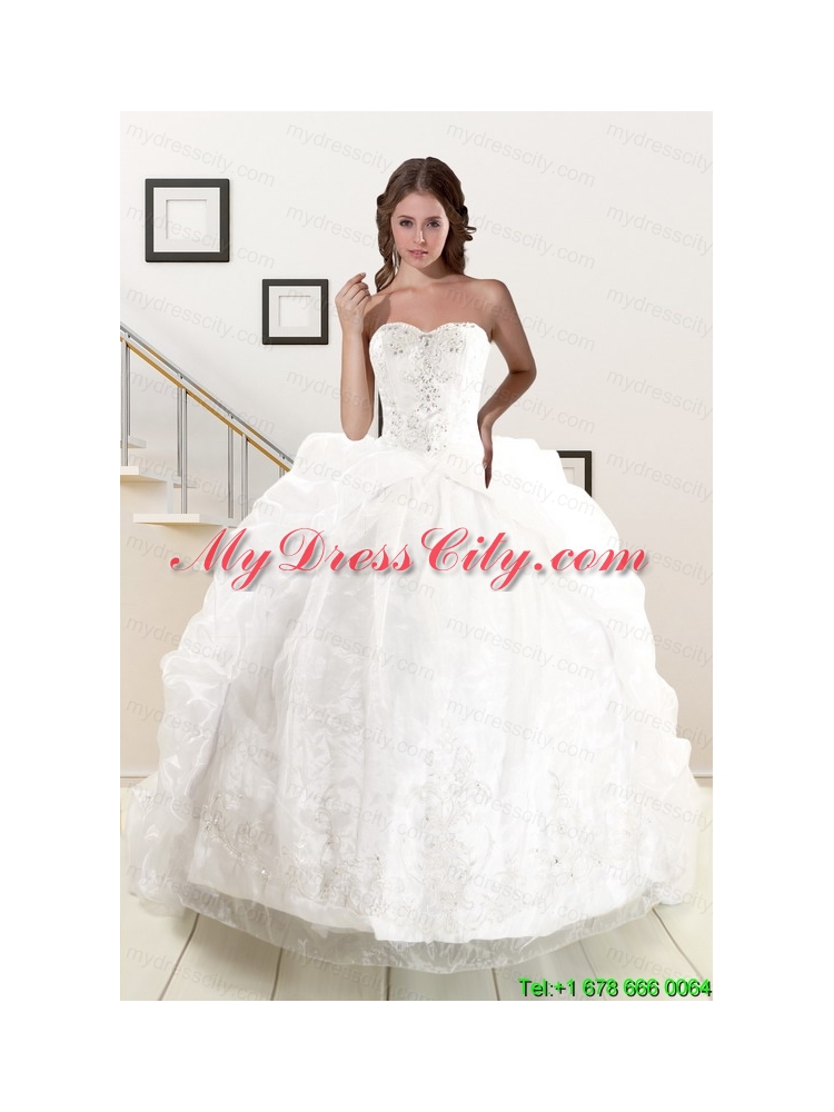 Exquisite Appliques White Brush Train Quinceanera Dresses with Appliques and Pick Ups