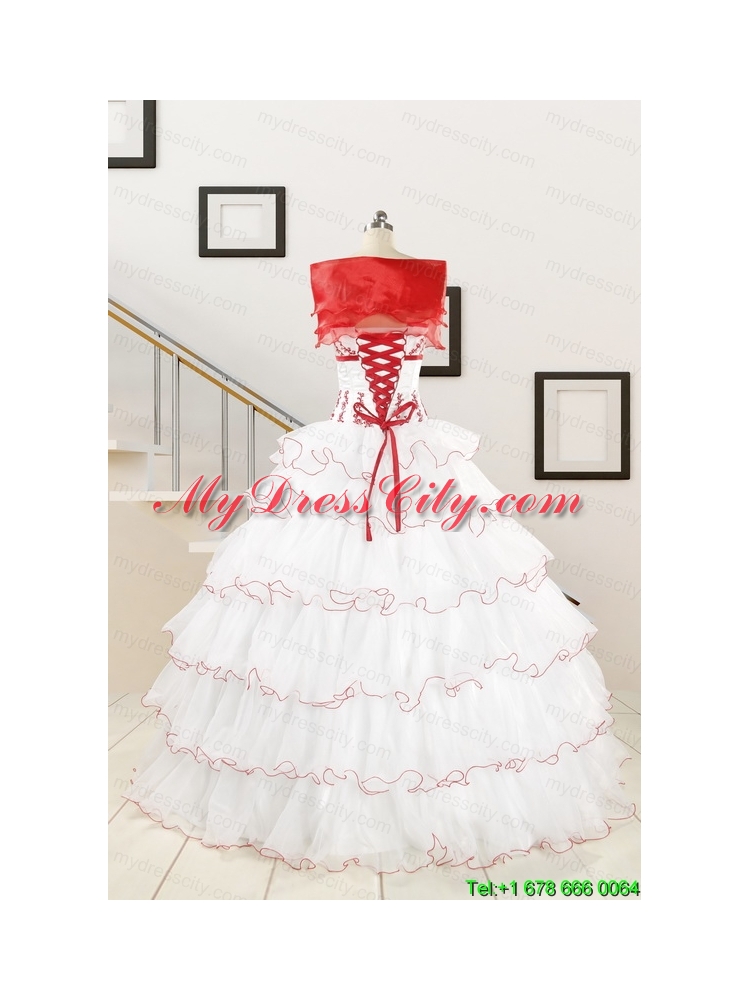 2015 Pretty Appliques Quinceanera Dresses with Strapless