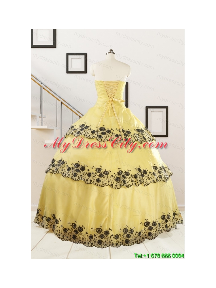 Cheap Ball Gown Quinceanera Dress with Appliques