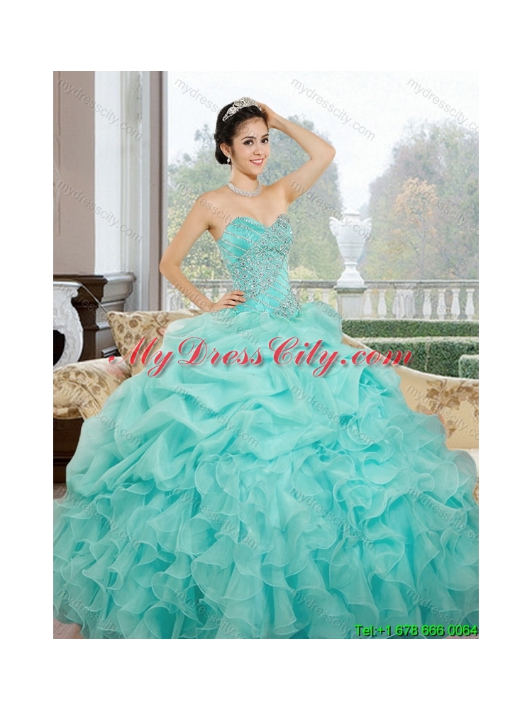 2015 Elegant Sweetheart Quinceanera Dresses with Ruffles and Pick Ups