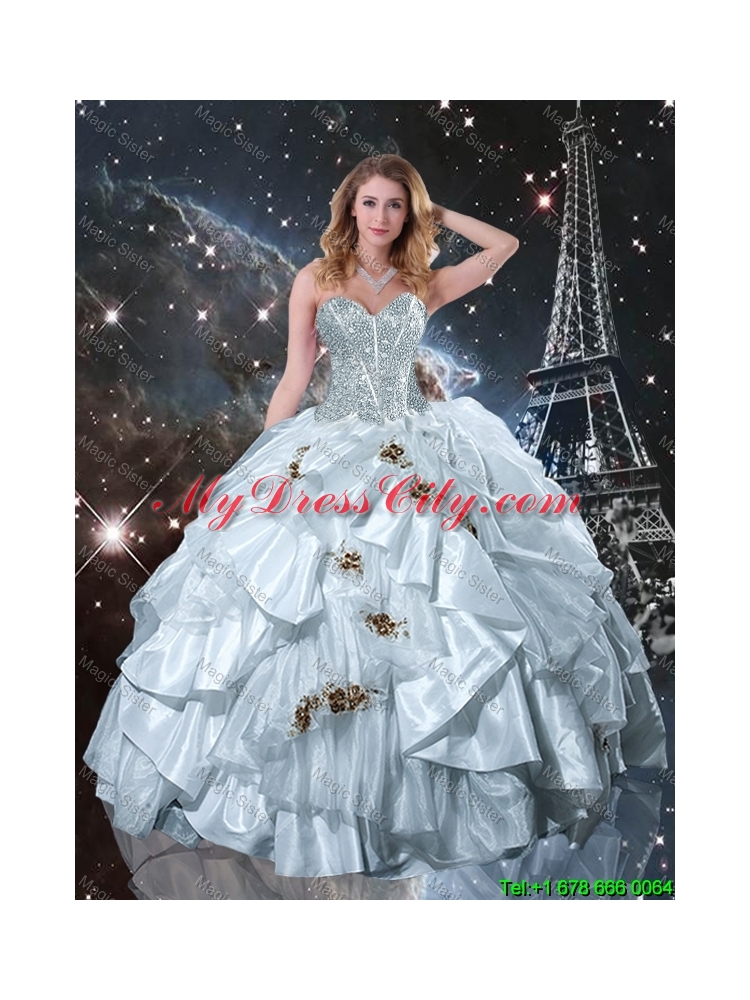 2016 Fall New Style Sweetheart Appliques Quinceanera Dresses in White