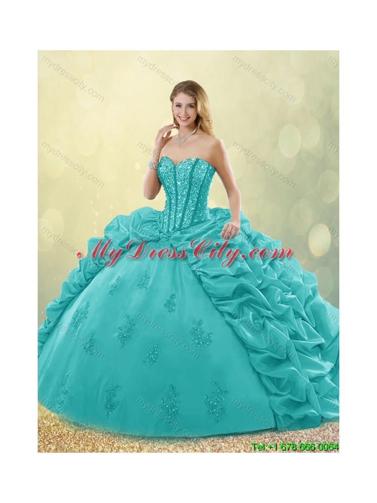2016 Fashionable Brush Train Pick Ups and Beading Quinceanera Gowns