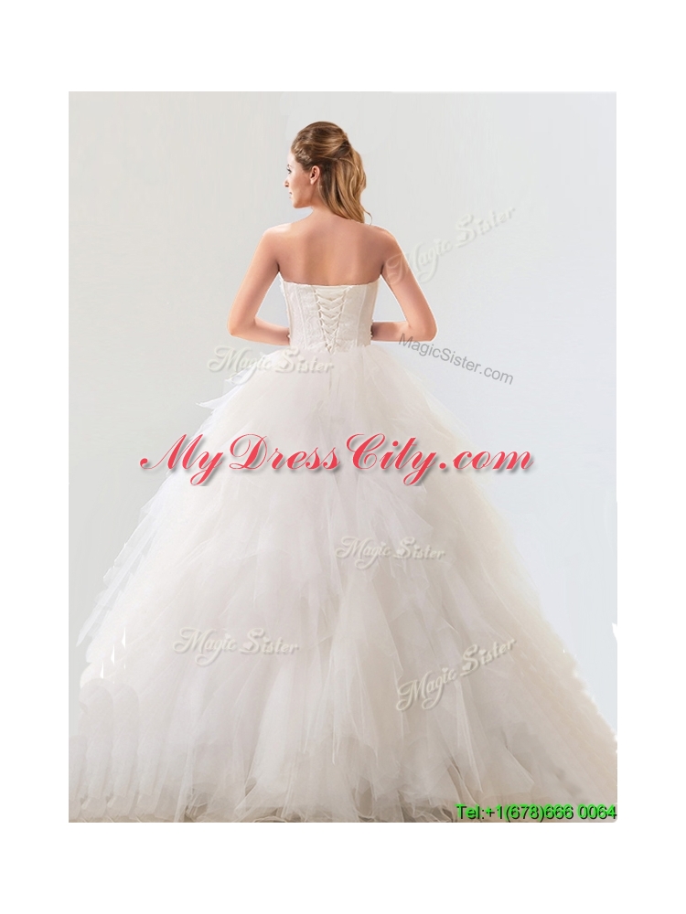 Fashionable Strapless Tulle Bridal Gown with Beading and Ruffles