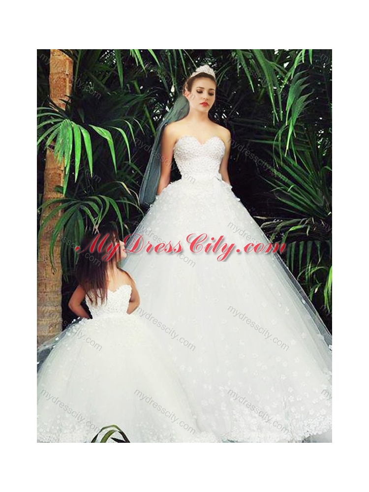 New Style A Line Sweetheart Wedding Dresses with Appliques and New Style Applique Flower Girl Dress in White