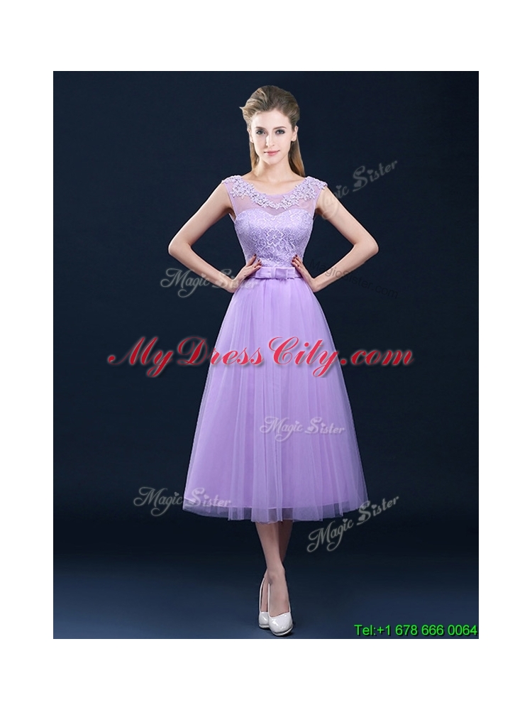2016 Exclusive A Line Tulle Lavender Bridesmaid Dress in Tea Length