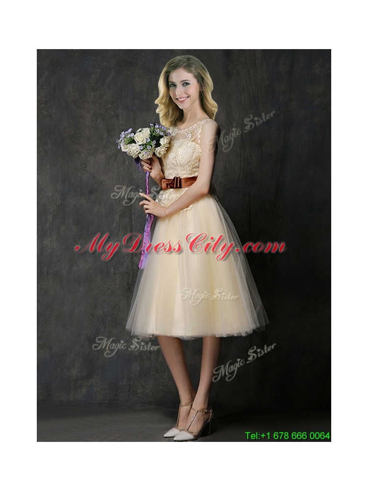 Cheap See Through Scoop Bridesmaid Dress with Bowknot and Lace