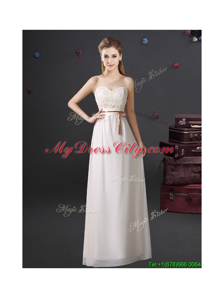 2017 Lovely Sweetheart Chiffon Laced Dama Dress with Appliques and Belt