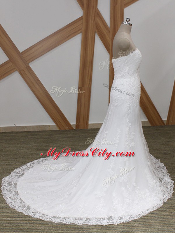 Top Selling White Sleeveless Tulle Brush Train Lace Up Wedding Gown for Wedding Party
