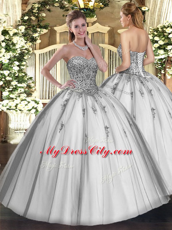 Hot Selling Floor Length Grey Quince Ball Gowns Sweetheart Sleeveless