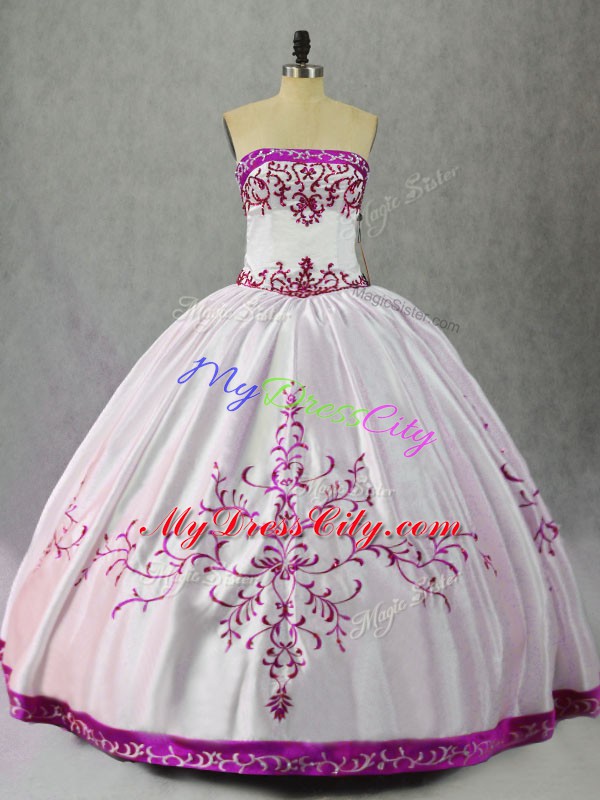 White And Purple Taffeta Lace Up Strapless Sleeveless Floor Length Sweet 16 Quinceanera Dress Embroidery
