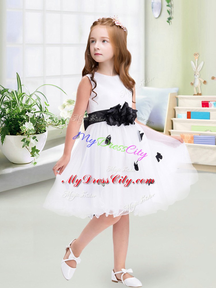 White Empire Scoop Sleeveless Tulle Knee Length Zipper Appliques and Hand Made Flower Flower Girl Dresses