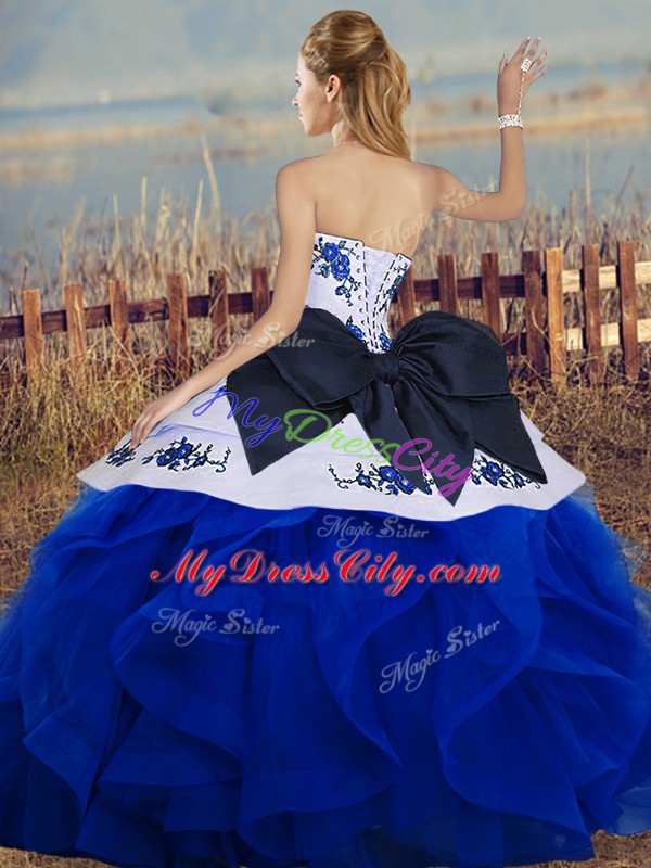 Stunning Sweetheart Sleeveless Tulle Vestidos de Quinceanera Embroidery and Ruffles and Bowknot Lace Up