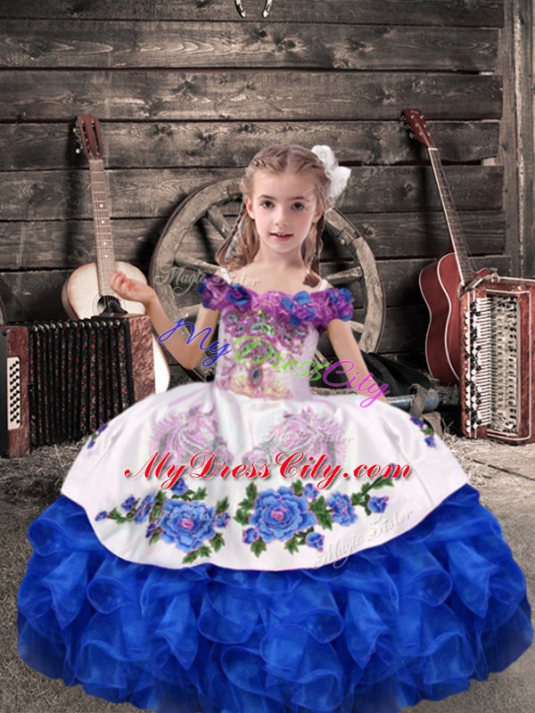 Royal Blue Off The Shoulder Neckline Beading and Embroidery and Ruffles Little Girl Pageant Gowns Sleeveless Lace Up