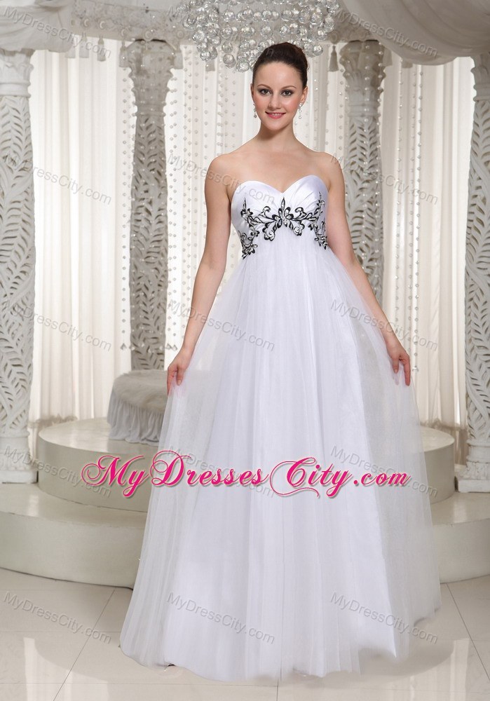 Sweetheart Empire Appliques White Prom Dresses for Ladies