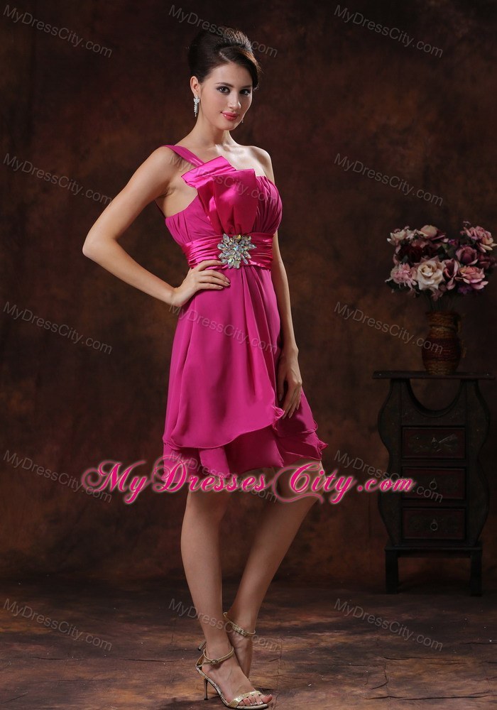 One Shoulder Ruched Beading Hot Pink Short Prom Dresses
