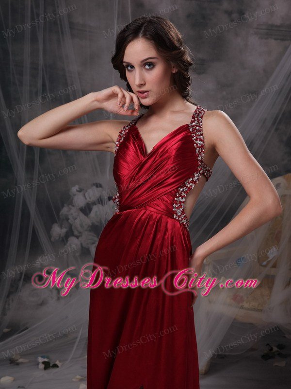 Wine Red Empire V-neck Celebrity Dress Beading and Ruch Decorate