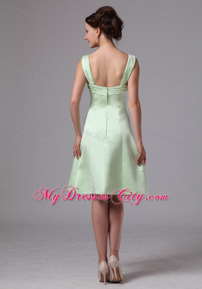 2013 Custom Made Apple Green Straps A-line Knee-length Bridesmaid Dress