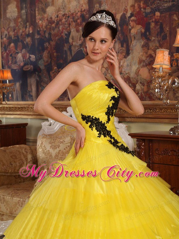 Appliques and Ruffled Layers Strapless Yellow Quinceanera Dress
