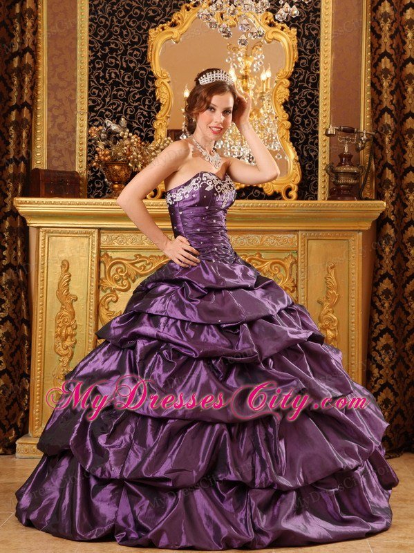Sweetheart Ruching Pick Ups 2013 Purple Quinceanera Party Dress