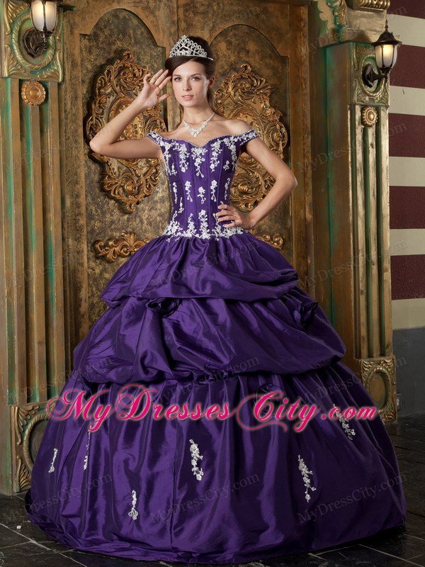 Elegant Off The Shoulder Taffeta Appliques Purple Quinceanera Dresses