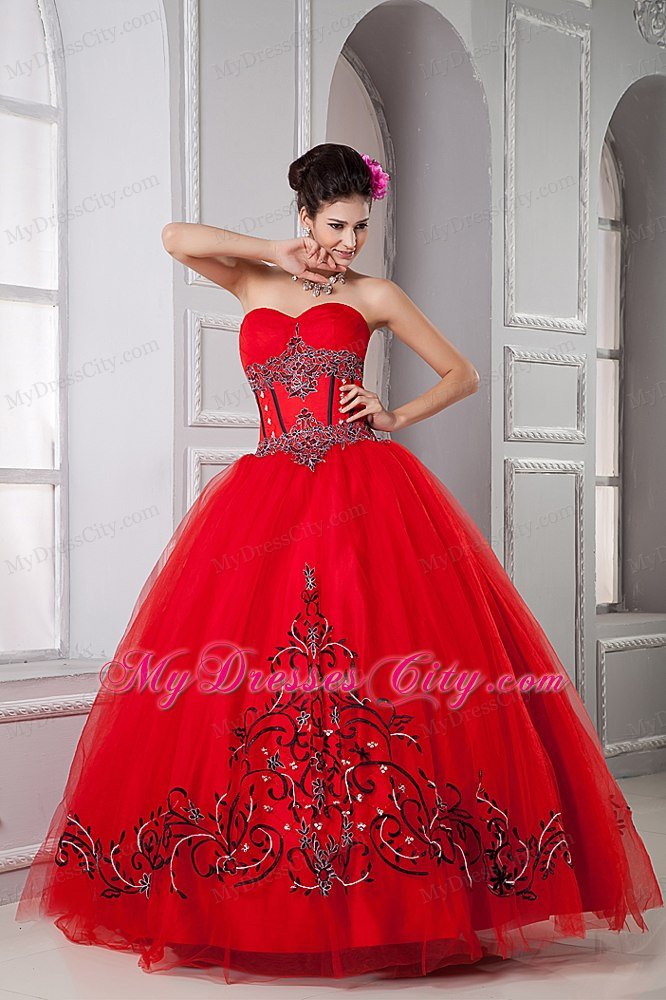 Sweetheart Tulle Beading Appliques Red Quinceanera Dresses 2013