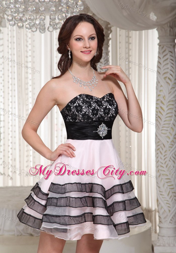 Sweetheart Appliques Beading Mini-length Black Hem Cocktail Dress
