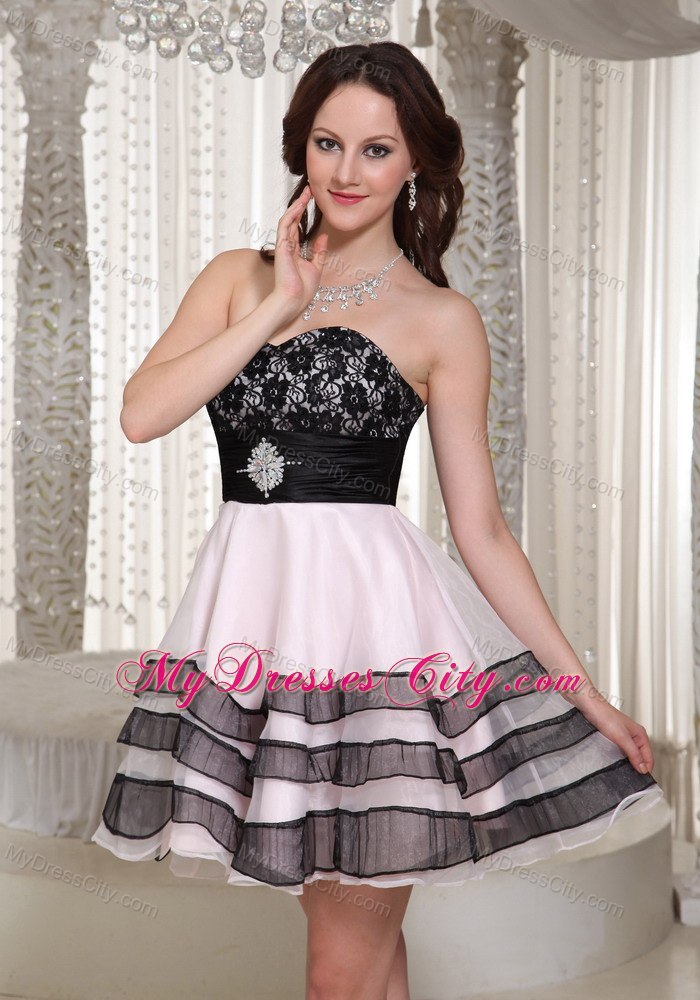 Sweetheart Appliques Beading Mini-length Black Hem Cocktail Dress