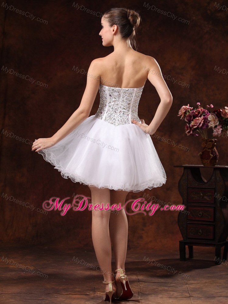 Sweetheart Beaded White Organza Cocktail Homecoming Dress