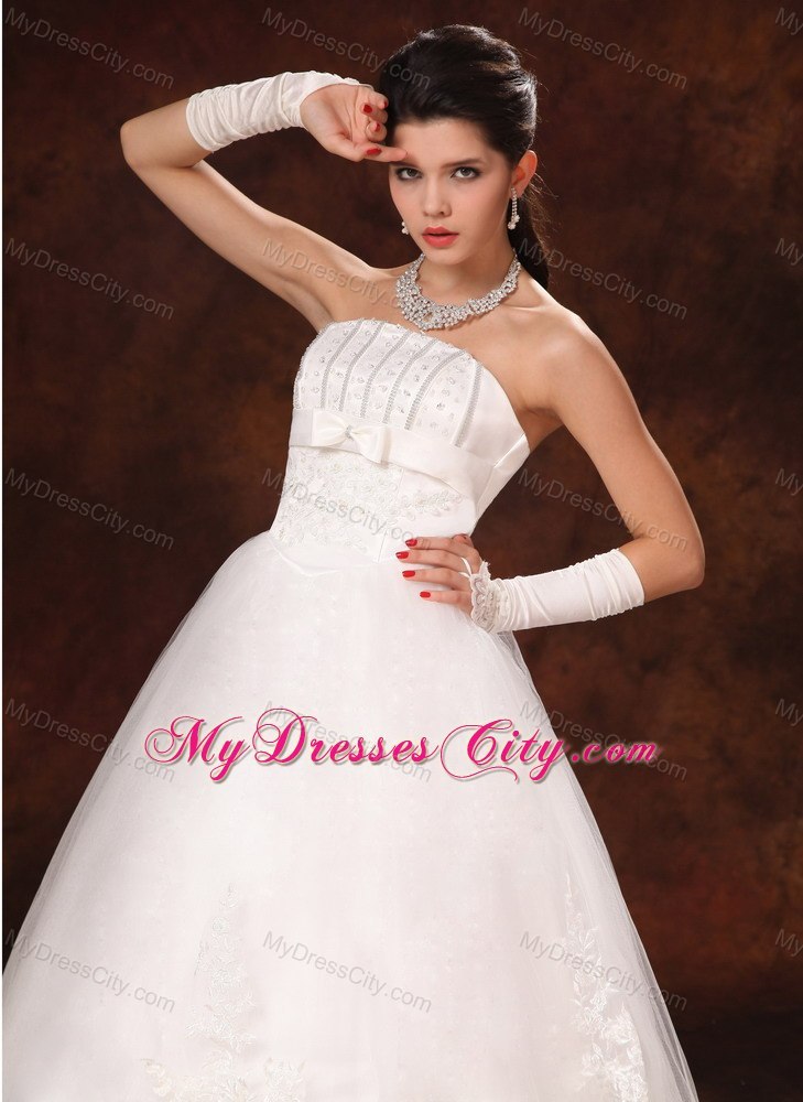 New Style Beading Decorate Waist Strapless Wedding Gowns for 2013