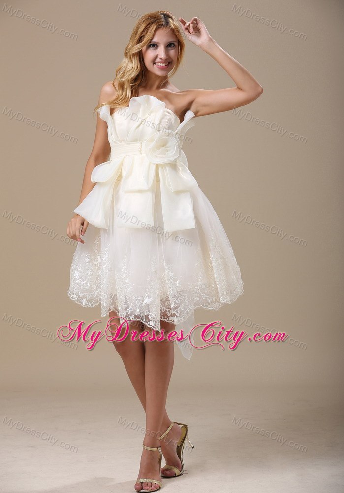2013 Princess Lace Strapless White Bow Flowers Wedding Bridal Gown