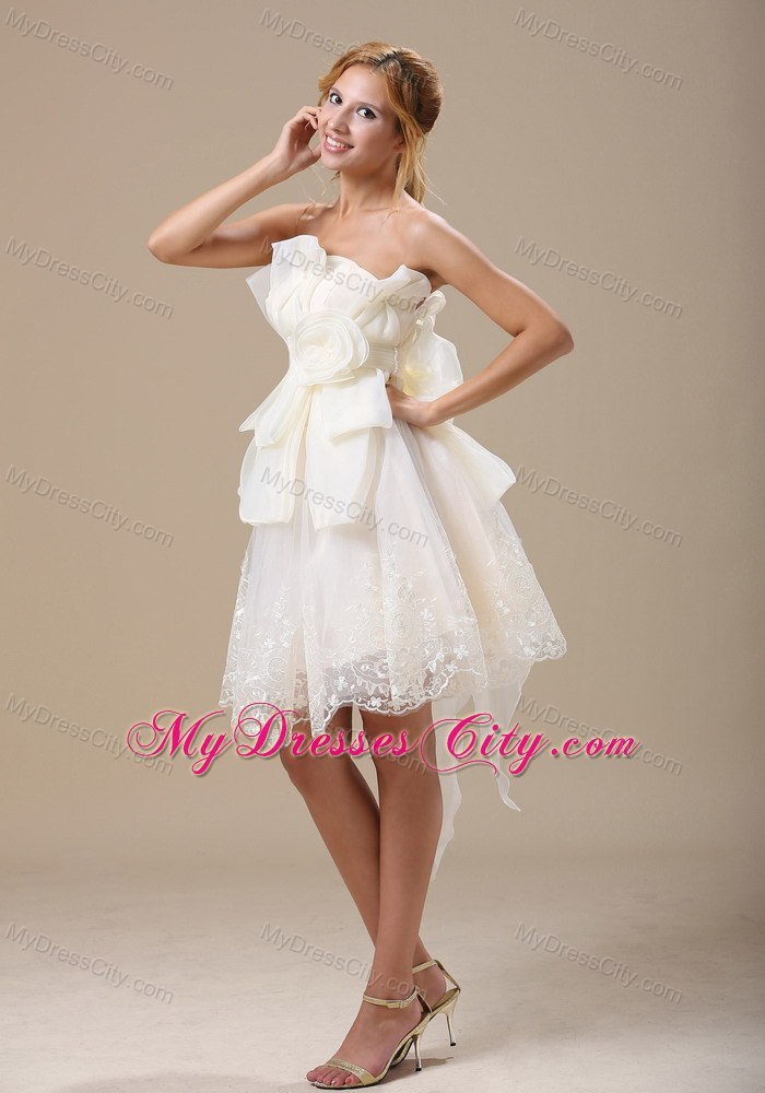 2013 Princess Lace Strapless White Bow Flowers Wedding Bridal Gown