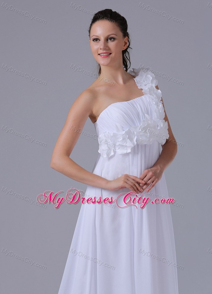 Romantic Wedding Dress with Flower Decorated One Shoulder
