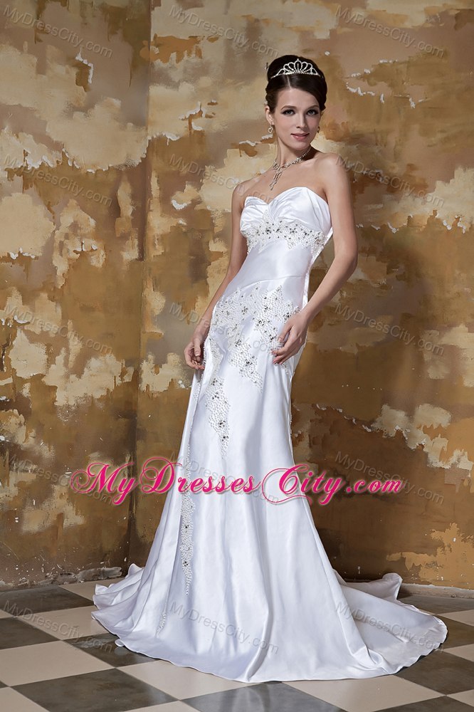 Newest Sweetheart Court Train Satin Wedding Dress with Beading