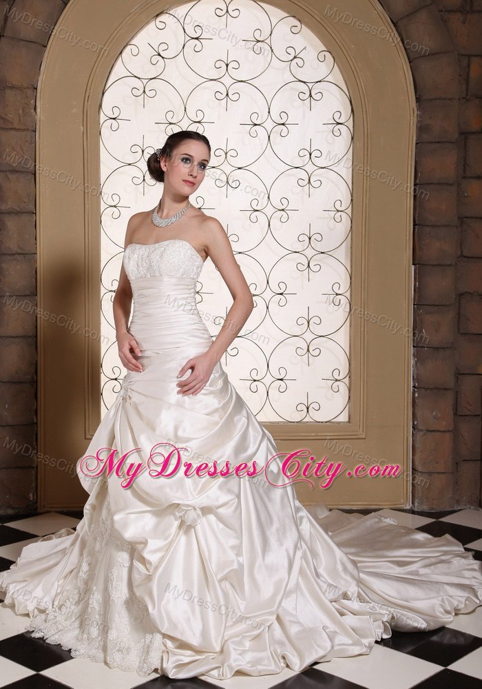 Pick Ups Lace Strapless Chapel Train Ivory 2013 Cheap Wedding Gowns