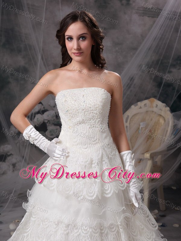 Pretty Strapless Beaded Lace Tiers Garden Wedding Bridal Gown with Gloves