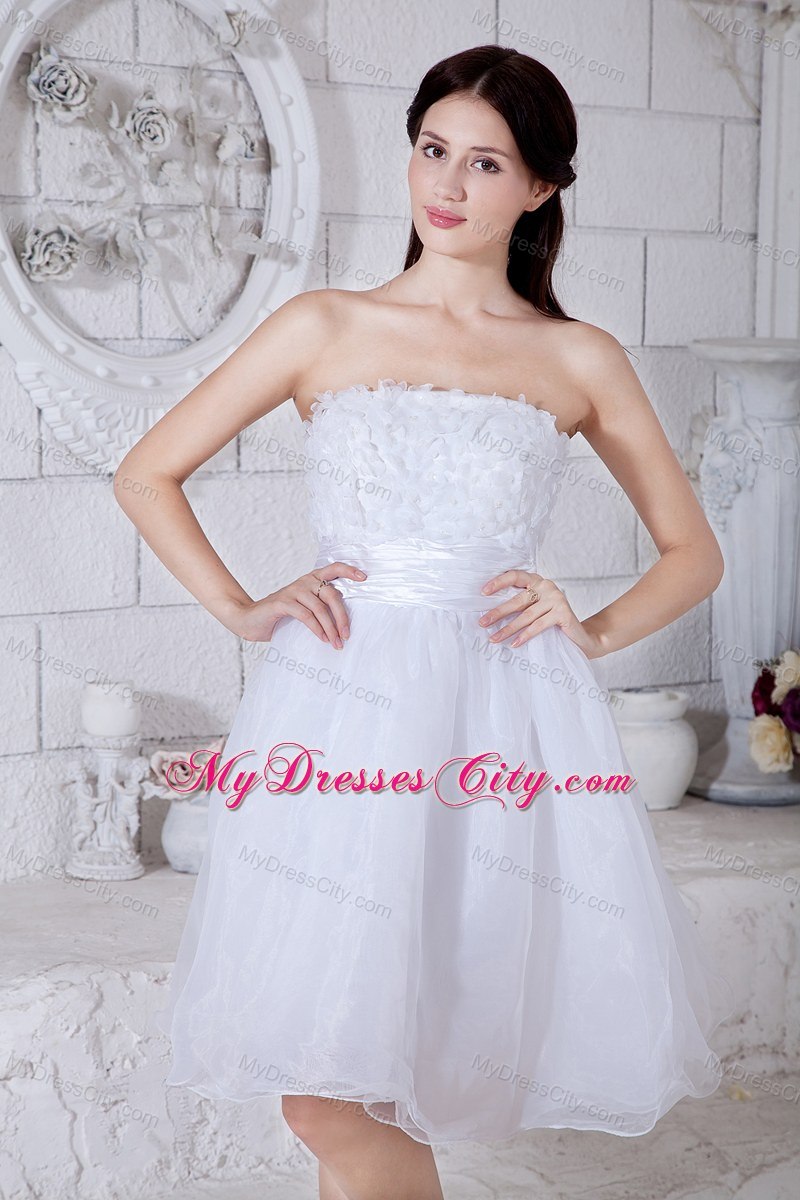 White Strapless Short Prom Dress with Appliques Mini-length